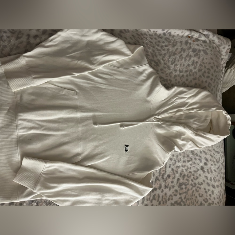 kith women’s white hoodie